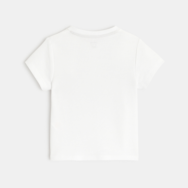 قميص بولو تونسي منسوج من البيكيه الأبيض مع جيب للأولاد الصغار قميص بولو تونسي منسوج من البيكيه الأبيض مع جيب للأولاد الصغار