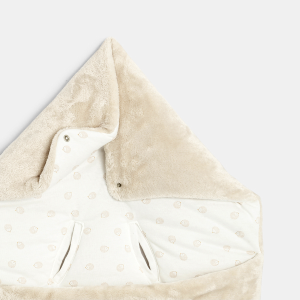 عش الطفل الصوفي المخملي للولادة عش الطفل الصوفي المخملي للولادة