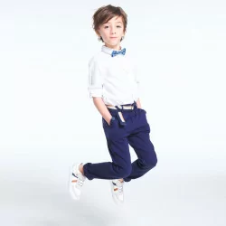 Pantalon chino ceinturé en toile bleu garçon
