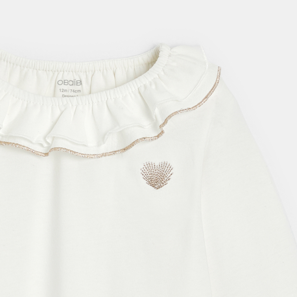 تي شيرت أبيض برقبة مكشكشة للفتيات الصغيرات تي شيرت أبيض برقبة مكشكشة للفتيات الصغيرات