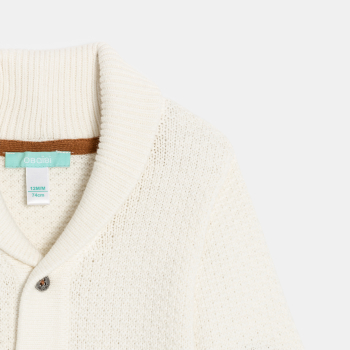 كارديغان تريكو بأزرار باللون الأبيض للأولاد الصغار