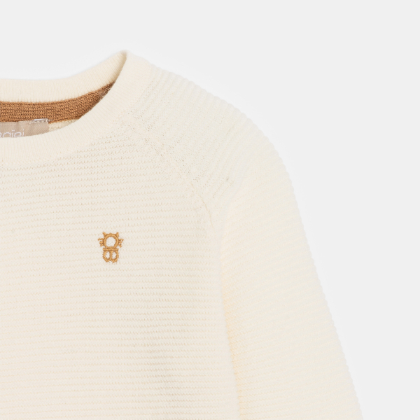 كنزة تريكو بلون أبيض لحديثي الولادة كنزة تريكو بلون أبيض لحديثي الولادة