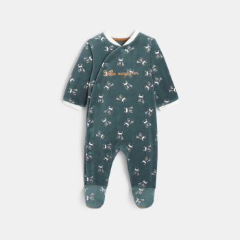 بدلة نوم مخملية باللون الأخضر للأولاد الصغار