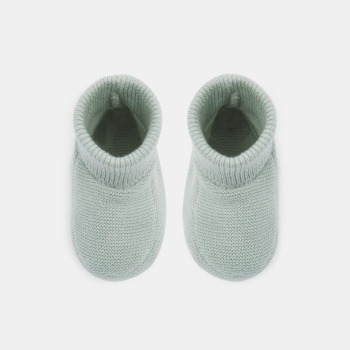 حذاء خفيف محبوك من التريكو باللون الأخضر لحديثي الولادة