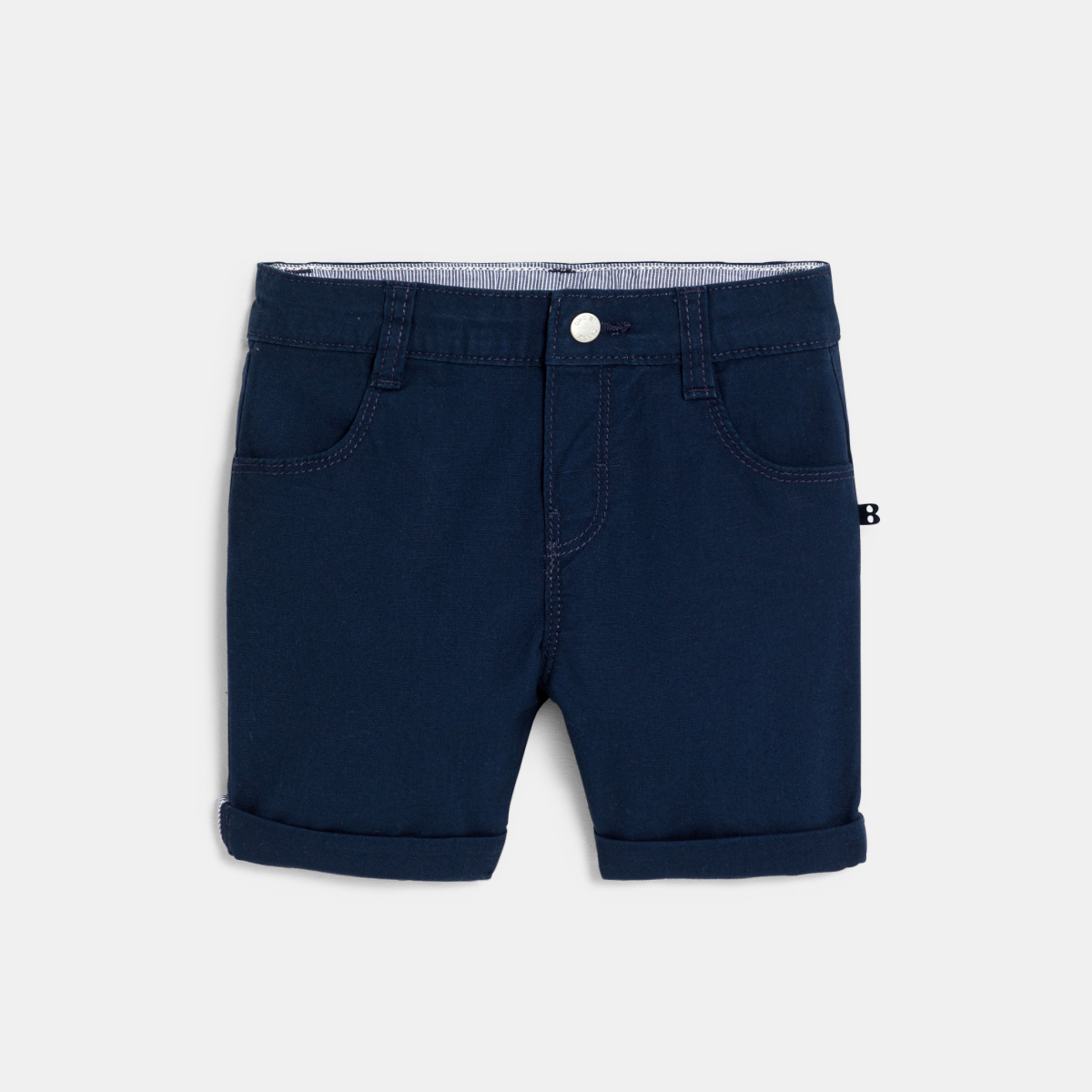 شورت برمودا من القطن المزخرف، بقصة مستقيمة باللون الأزرق الفاتح للأولاد الصغار شورت برمودا من القطن المزخرف، بقصة مستقيمة باللون الأزرق الفاتح للأولاد الصغار