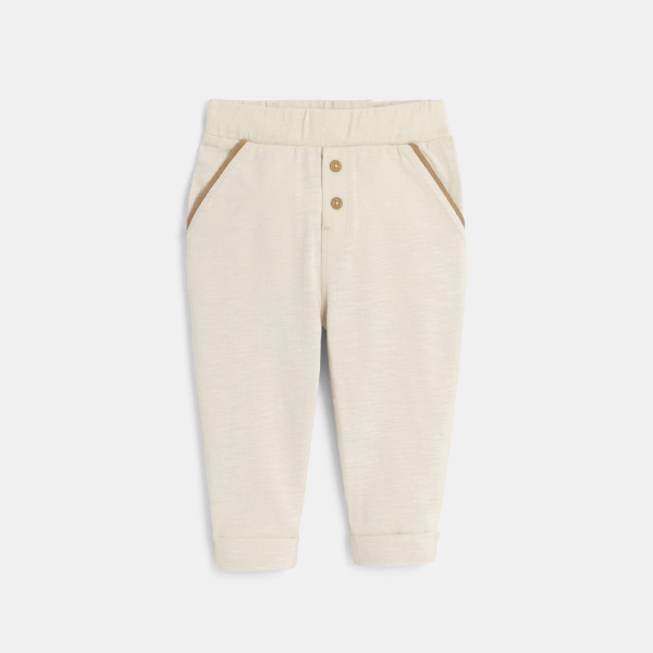 بنطال جيرسي خفيف باللون البيج للأولاد الصغار بنطال جيرسي خفيف باللون البيج للأولاد الصغار