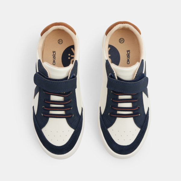 حذاء رياضي منخفض الرقبة بنمط «ستريت ستايل» باللون البيج للأولاد حذاء رياضي منخفض الرقبة بنمط «ستريت ستايل» باللون البيج للأولاد