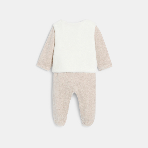 بدلة نوم مخملية باللون الوردي للفتيات الرُضع، مُزينة برسمة أرنبة ومعها صدرية جيليه بدلة نوم مخملية باللون الوردي للفتيات الرُضع، مُزينة برسمة أرنبة ومعها صدرية جيليه