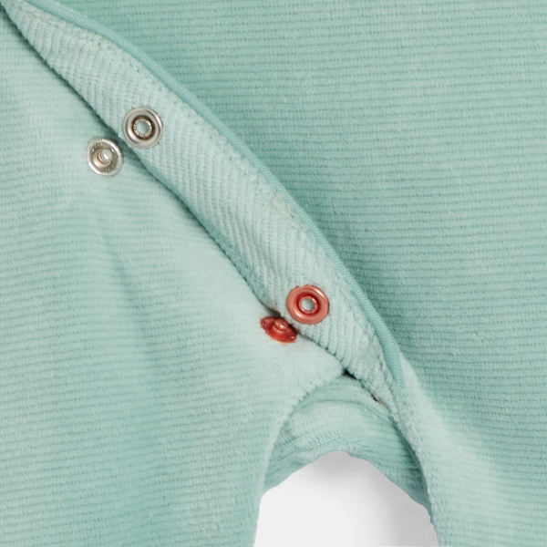 بذلة نوم مخملية مضلعة باللون الأخضر للأولاد الصغار