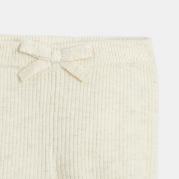 طماق محبوك من التريكو، باللون البيج للفتيات الصغيرات طماق محبوك من التريكو، باللون البيج للفتيات الصغيرات