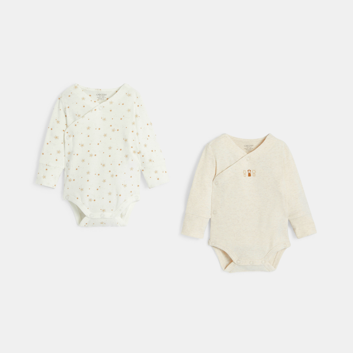بودي يتكيف مع شكل أجساد الصغار، مزين برسوم النجوم، باللون الأبيض للأطفال الرضع من الجنسين (طقم من قطعتين) بودي يتكيف مع شكل أجساد الصغار، مزين برسوم النجوم، باللون الأبيض للأطفال الرضع من الجنسين (طقم من قطعتين)