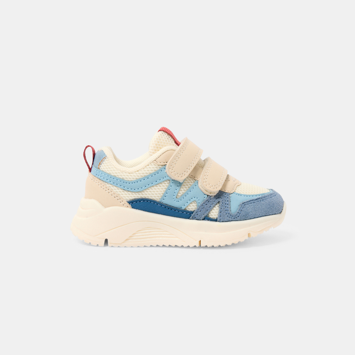 حذاء رياضي للجري باللون الأزرق للأولاد الصغار حذاء رياضي للجري باللون الأزرق للأولاد الصغار