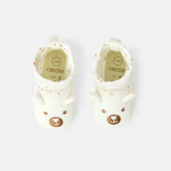 جوارب-خف برسمة دبدوب، للفتيات الرُضع