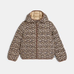 سُترة خفيفة ومبطنة بقلنسوة...