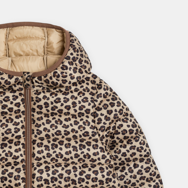 سُترة خفيفة ومبطنة بقلنسوة بطبعة جلد الفهد للفتيات سُترة خفيفة ومبطنة بقلنسوة بطبعة جلد الفهد للفتيات