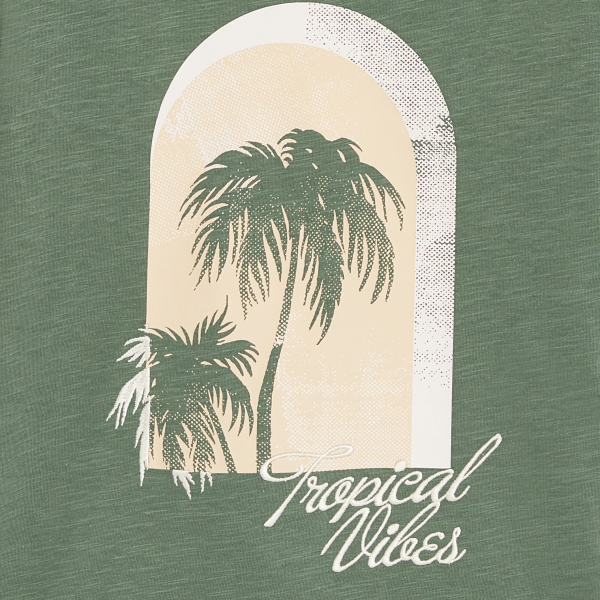 تي شيرت كاكي بأكمام قصيرة بنقش أشجار النخيل للأولاد تي شيرت كاكي بأكمام قصيرة بنقش أشجار النخيل للأولاد