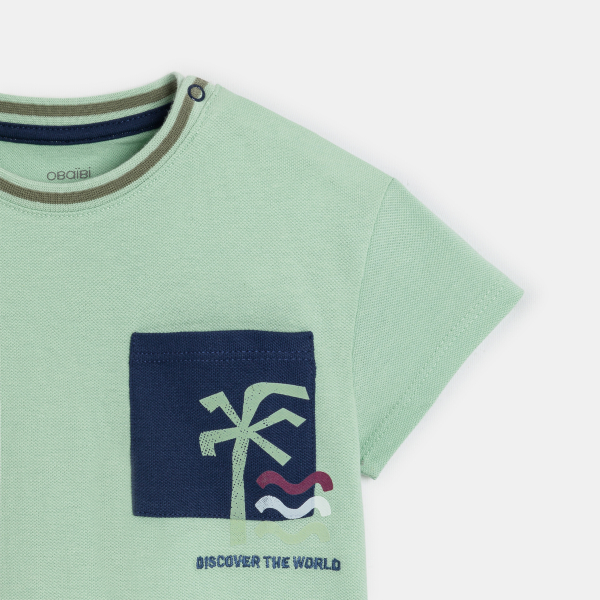 تيشيرت من نسيج بيكيه باللون الأبيض للأولاد الصغار تيشيرت من نسيج بيكيه باللون الأبيض للأولاد الصغار