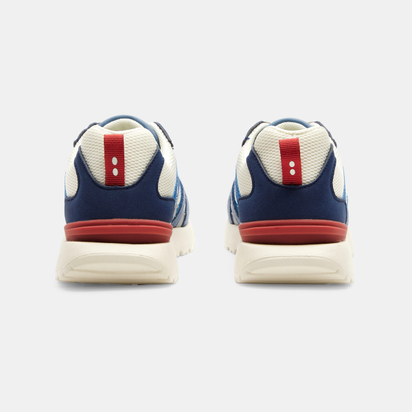 حذاء رياضي للجري باللون الأزرق للفتيان حذاء رياضي للجري باللون الأزرق للفتيان