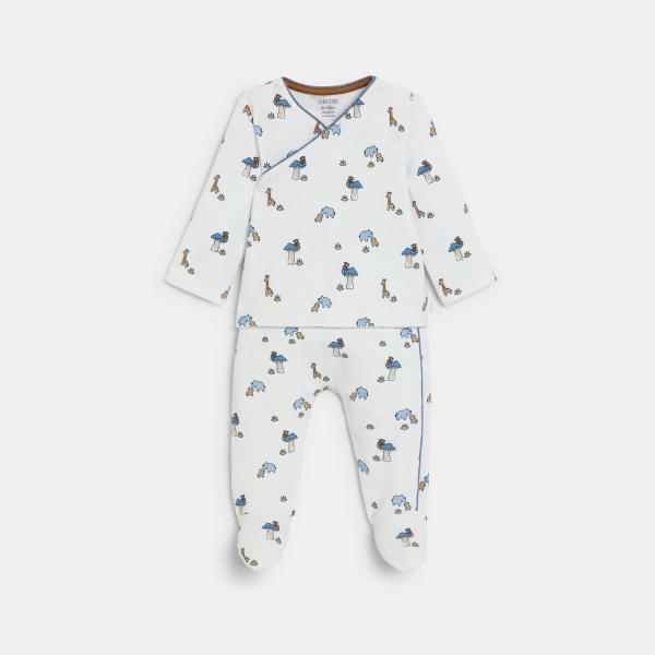 بذلة نوم من نسيج بمظهر قرص النحل، برسمة حيوانات، باللون الأزرق للمواليد الذكور.