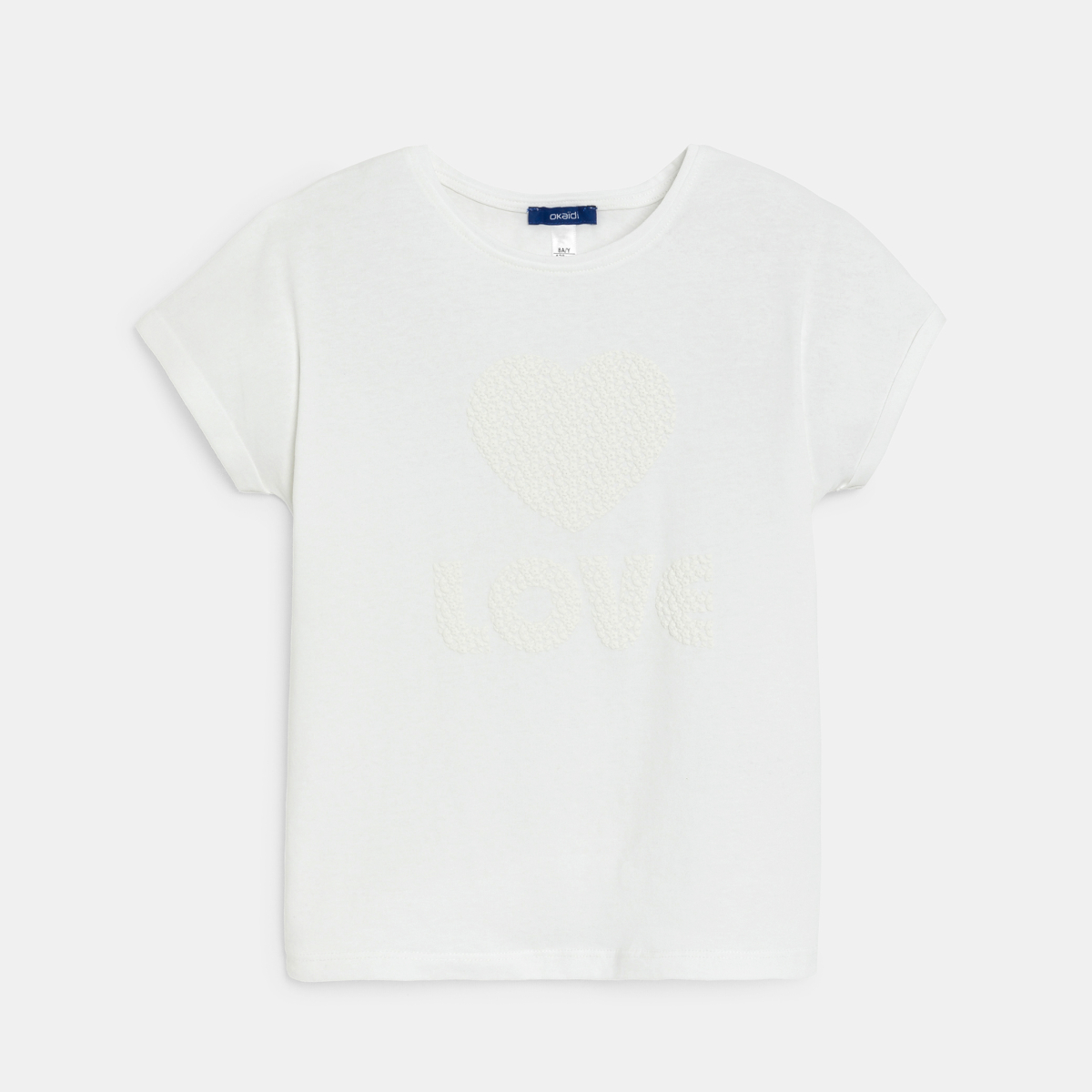 تيشيرت مزين بعبارة LOVE، باللون الأبيض للفتيات. تيشيرت مزين بعبارة LOVE، باللون الأبيض للفتيات.