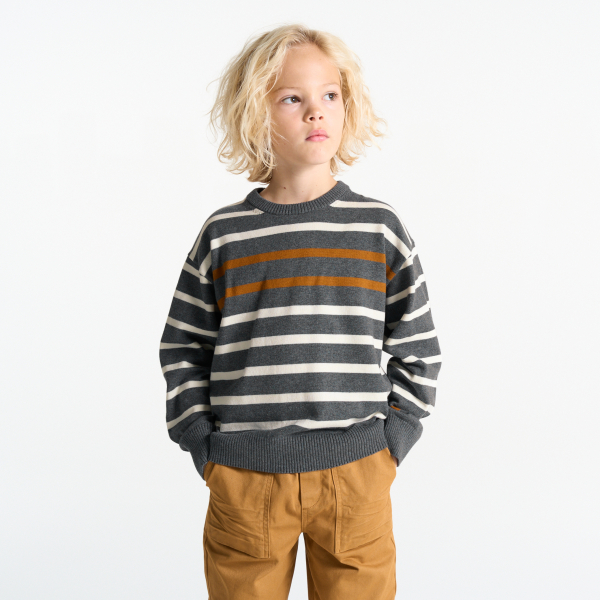 كنزة بحارة مخططة باللون البني للأولاد