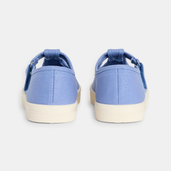 حذاء رياضي بأشرطة قماشية زرقاء للفتيات حذاء رياضي بأشرطة قماشية زرقاء للفتيات