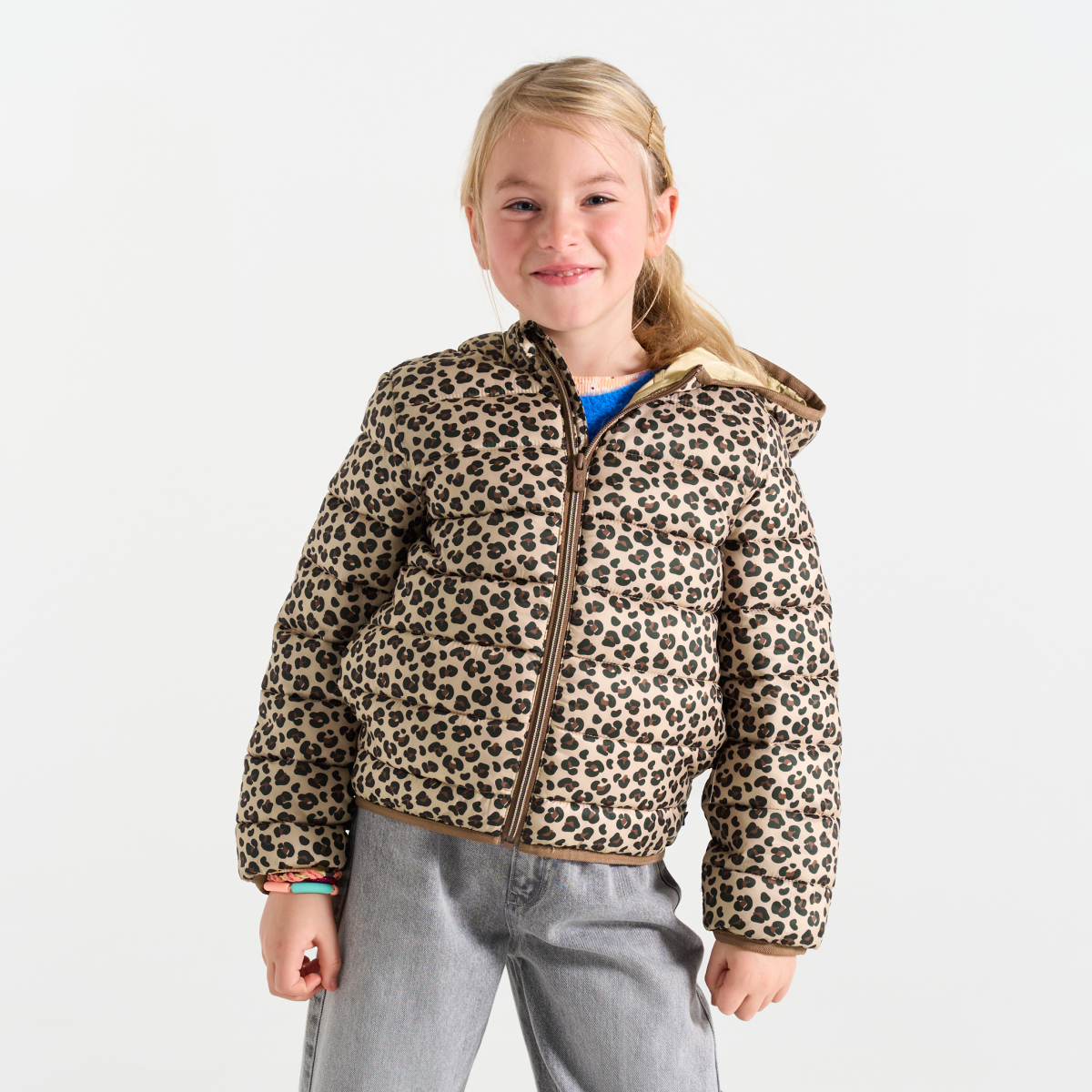 سُترة خفيفة ومبطنة بقلنسوة بطبعة جلد الفهد للفتيات سُترة خفيفة ومبطنة بقلنسوة بطبعة جلد الفهد للفتيات