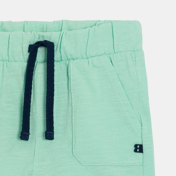 شورت محبوك وخفيف باللون الأخضر للأولاد الصغار شورت محبوك وخفيف باللون الأخضر للأولاد الصغار
