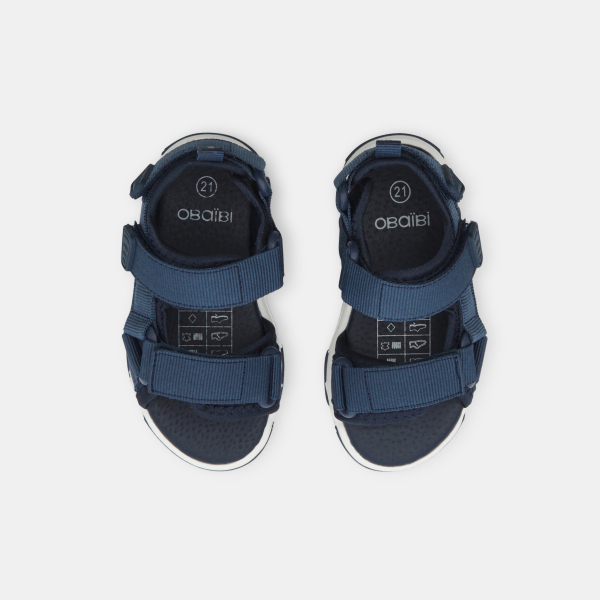 صندل أزرق برباط فيلكرو للصبي الرضيع صندل أزرق برباط فيلكرو للصبي الرضيع