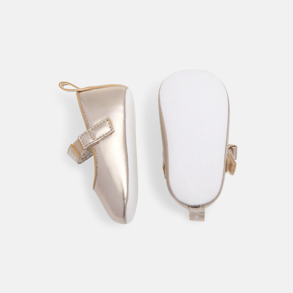 حذاء باليرينة أنيق لامع، للطفلة الصغيرة حذاء باليرينة أنيق لامع، للطفلة الصغيرة