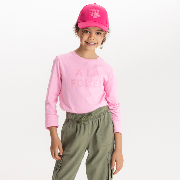 تيشيرت وردي بأكمام طويلة بنقش ترتر للفتيات تيشيرت وردي بأكمام طويلة بنقش ترتر للفتيات