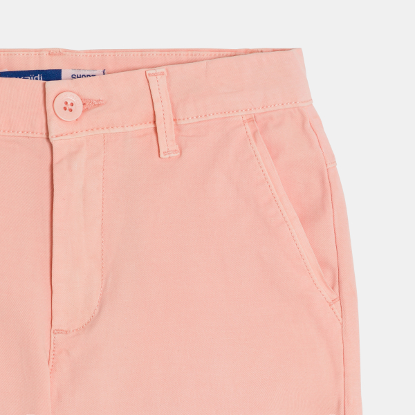 شورت قماش وردي اللون للأولاد شورت قماش وردي اللون للأولاد