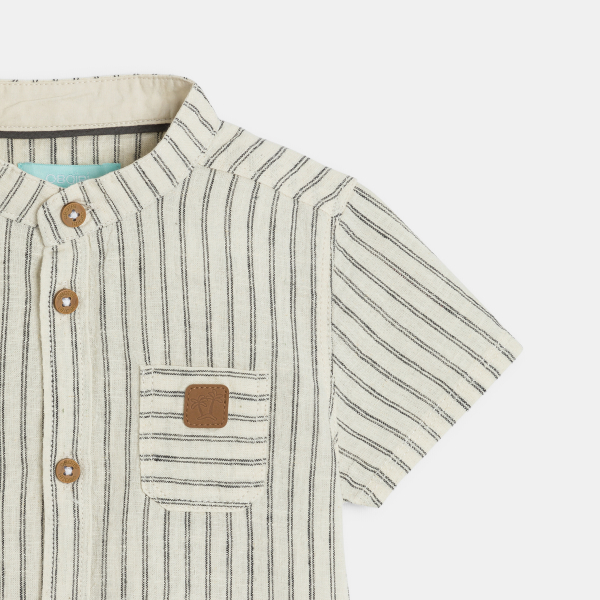 قميص كتان وقطن مقلم، أبيض اللون، لطفل رضيع قميص كتان وقطن مقلم، أبيض اللون، لطفل رضيع