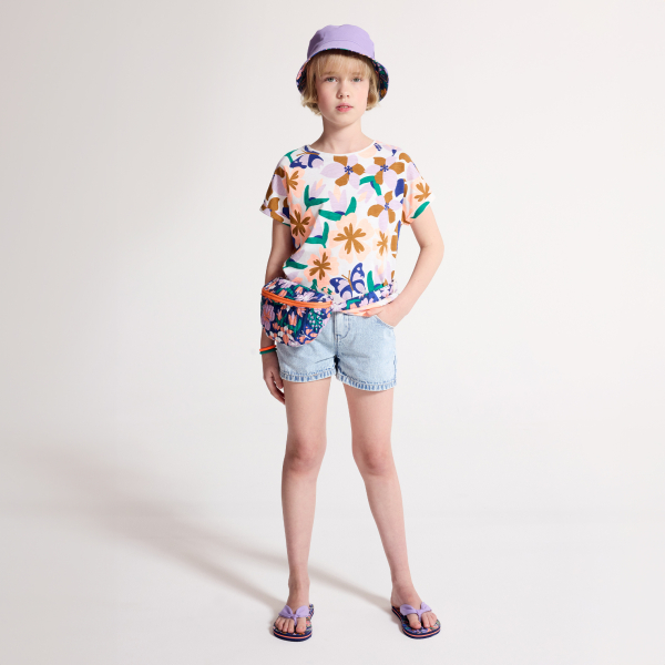 شورت جينز باللون الأزرق الباهت للفتيات شورت جينز باللون الأزرق الباهت للفتيات