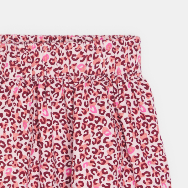 تنورة وردية اللون انسيابية مطبوع عليها صورة فهد، للفتيات تنورة وردية اللون انسيابية مطبوع عليها صورة فهد، للفتيات