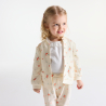 جاكيت من طراز تيدي من الميلتون برسوم الأزهار،  باللون البيج للفتيات الصغيرات جاكيت من طراز تيدي من الميلتون برسوم الأزهار،  باللون البيج للفتيات الصغيرات
