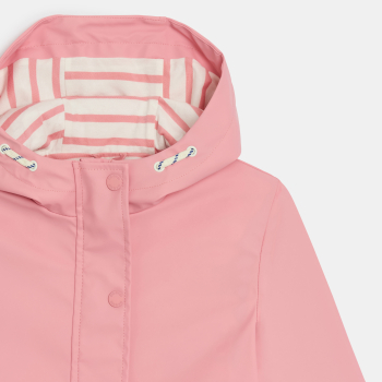 سترة مشمّعة مقاومة للمطر بقلنسوة، باللون الوردي للفتيات.