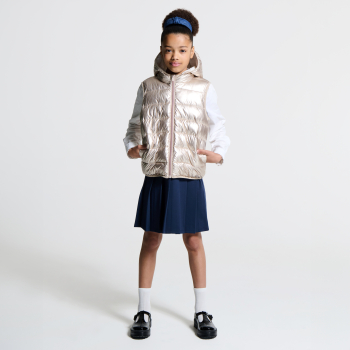 سترة منفوخة بغطاء رأس لامعة ذهبية اللون للفتيات