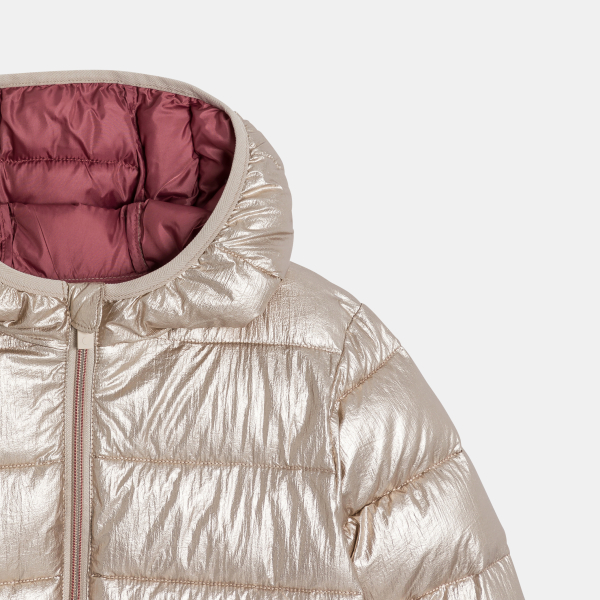 سترة منفوخة بغطاء رأس لامعة ذهبية اللون للفتيات سترة منفوخة بغطاء رأس لامعة ذهبية اللون للفتيات