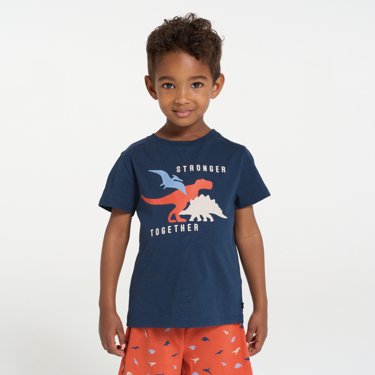 بيجاما صيفية من قطعتين برتقالية اللون من الجيرسيه للأولاد بيجاما صيفية من قطعتين برتقالية اللون من الجيرسيه للأولاد