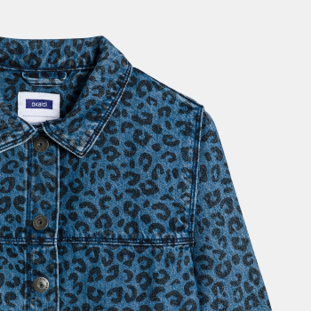 سترة من الجينز عليها صورة فهد، زرقاء اللون للفتيات