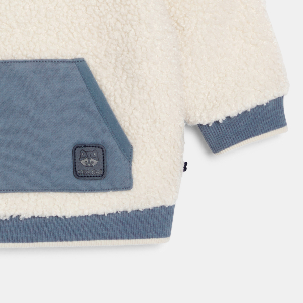 سويت شيرت أبيض ويحمل صورة سائق شاحنة، من قماش الشيربا، للصبيان الرُضع. سويت شيرت أبيض ويحمل صورة سائق شاحنة، من قماش الشيربا، للصبيان الرُضع.