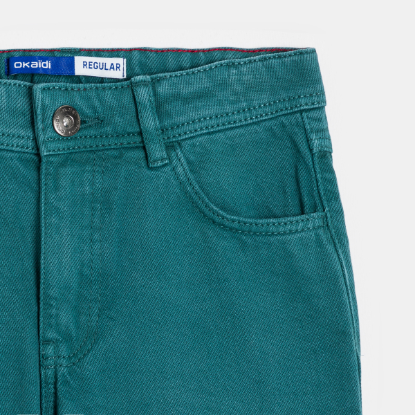 بنطلون بقّصة مستقيمة من القماش، أخضر اللون للأولاد بنطلون بقّصة مستقيمة من القماش، أخضر اللون للأولاد