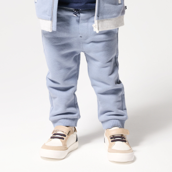 بنطلون رياضي أزرق اللون للطفل الصغير