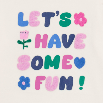 بيجاما باللون البيج ومُزينة برسمة زهور، للفتيات