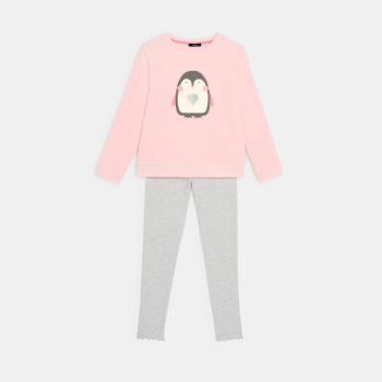 طقم بيجاما باللون الوردي للفتيات