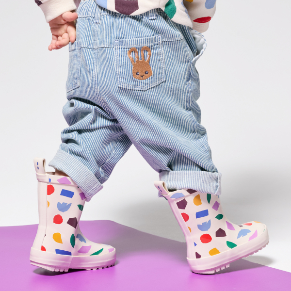 بنطلون مقلم تويل أزرق اللون للطفل الصغير