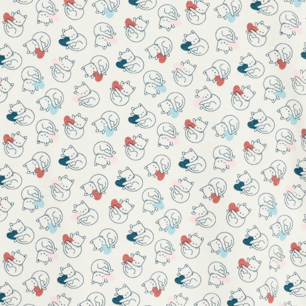 بلوزة القطط البيضاء، للفتيات الصغيرات بلوزة القطط البيضاء، للفتيات الصغيرات