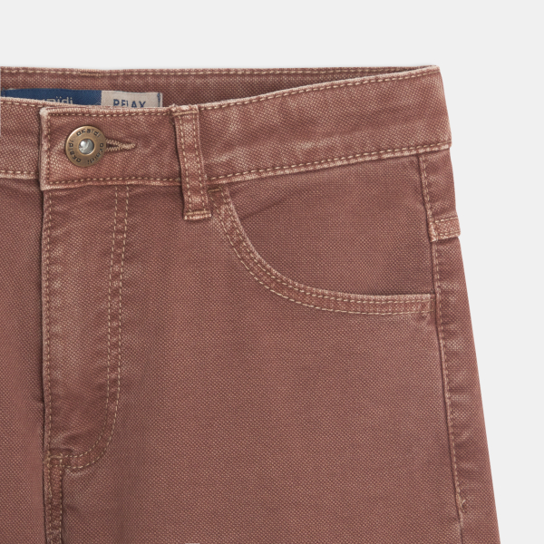 بنطلون(سروال) بقصة واسعة وباللون البني، للفتيان بنطلون(سروال) بقصة واسعة وباللون البني، للفتيان