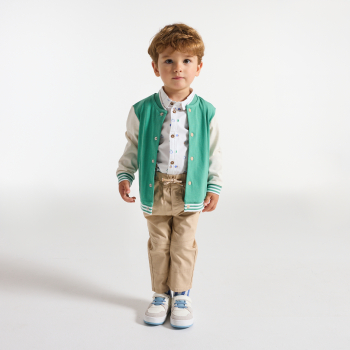 جاكيت تيدي مرسوم عليها فواكه خضراء اللون، للصبي الصغير